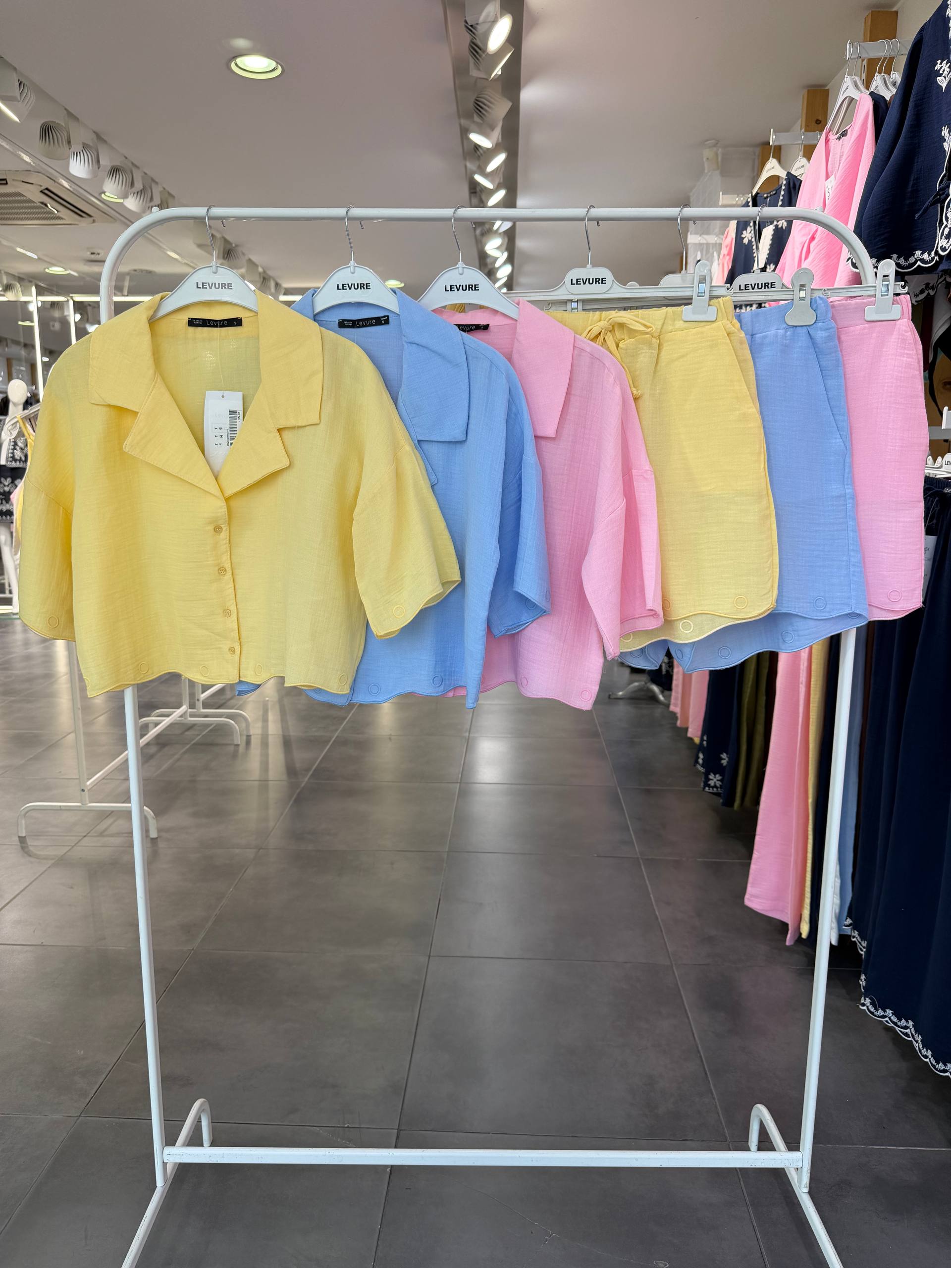 Levure Women Clothing