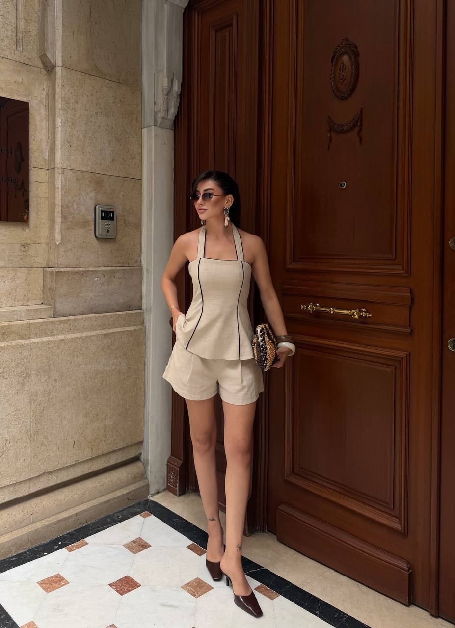Mawera Nữ Quần áo