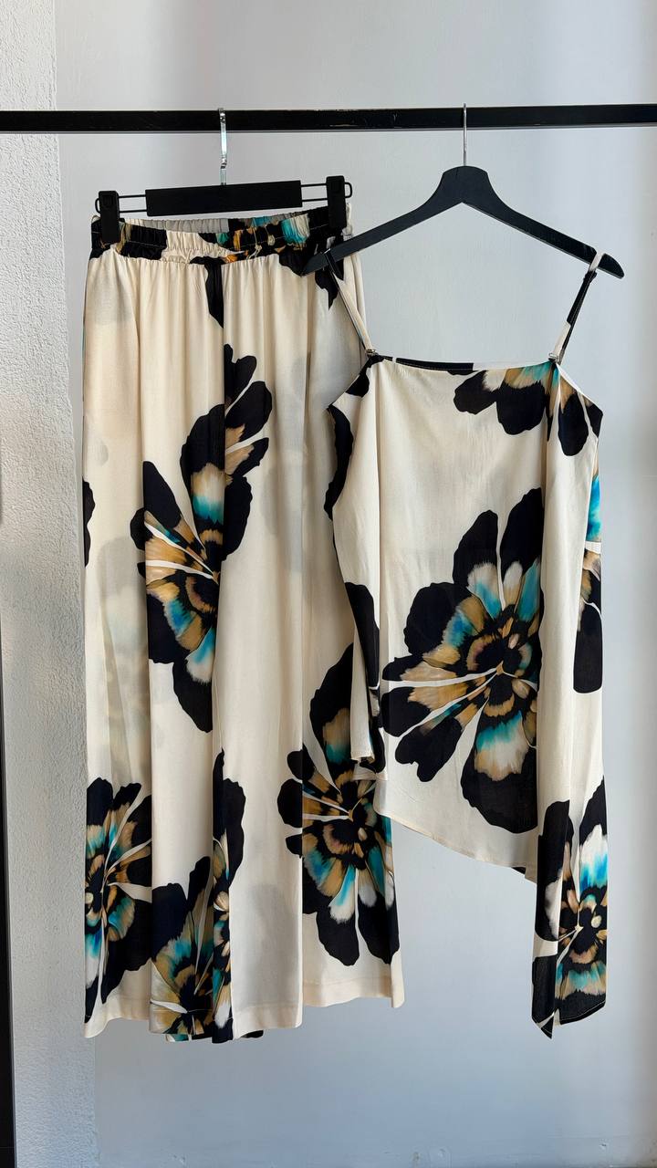 Cream & Rouge Women Clothing - MTVR-8D37A39C