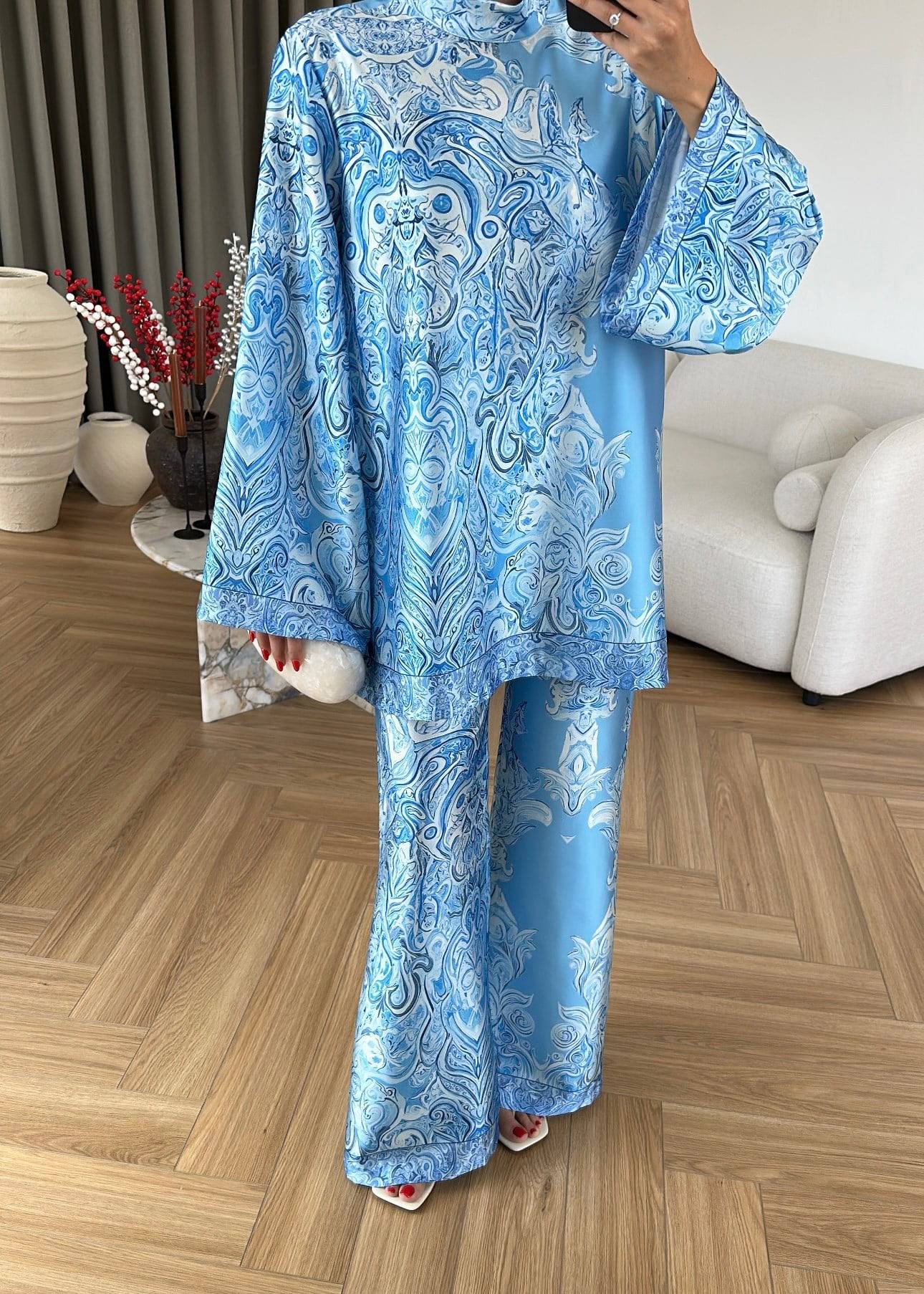 Hot Fashion Wanita Pakaian
