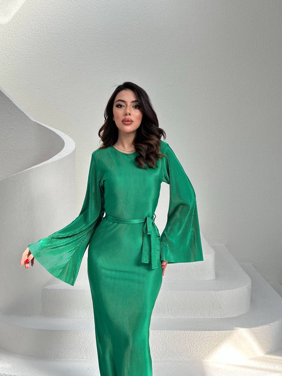 Elisa نساء ملابس