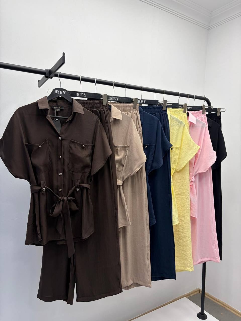 Rey Аялдар Clothing