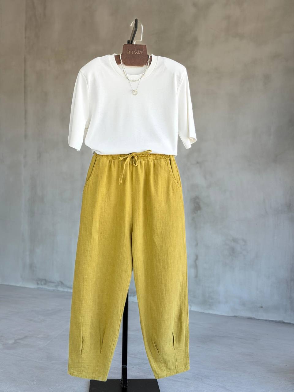 Cream & Rouge Women Clothing