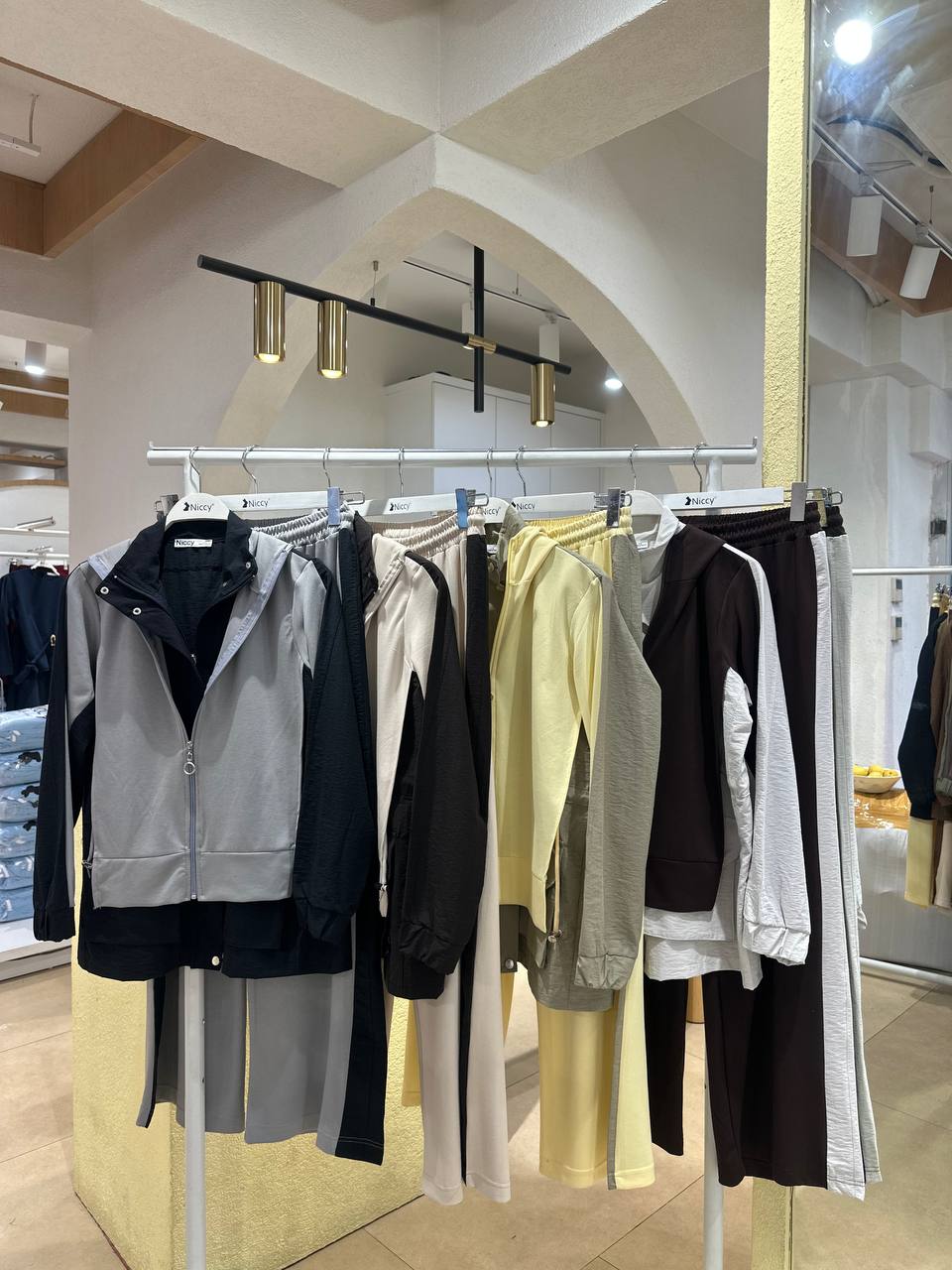Niccy Donna Abbigliamento