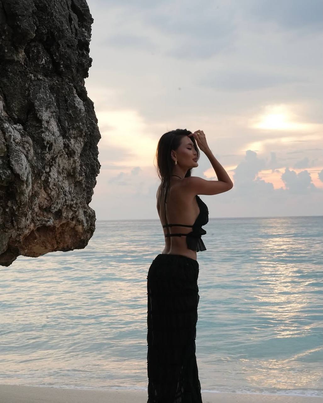 Last Point Women Clothing
