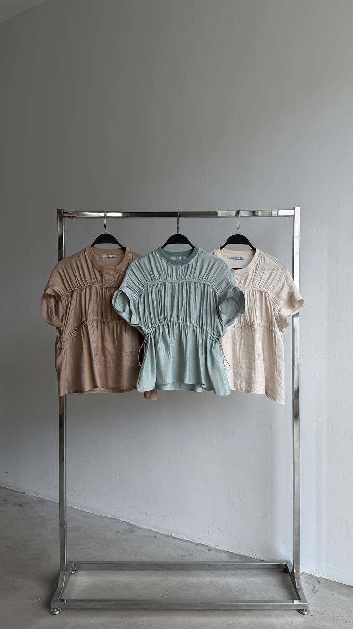 Cream & Rouge Women Clothing