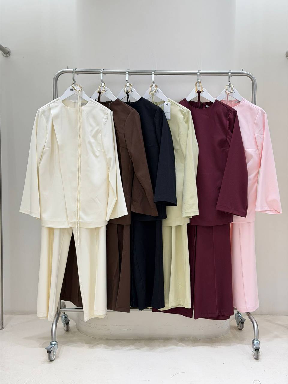Henza Women Clothing - MTVR-96508F4D