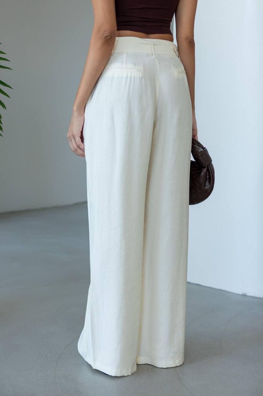 Cream & Rouge Women Clothing