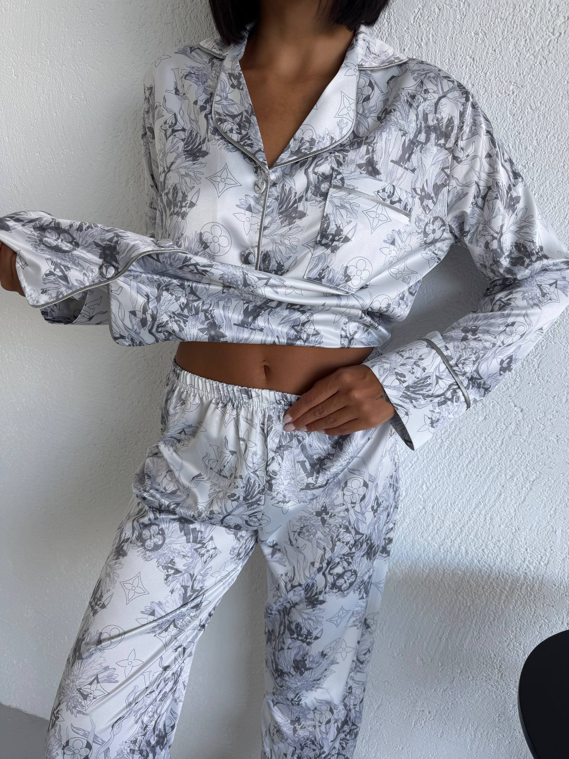Atach Women Clothing