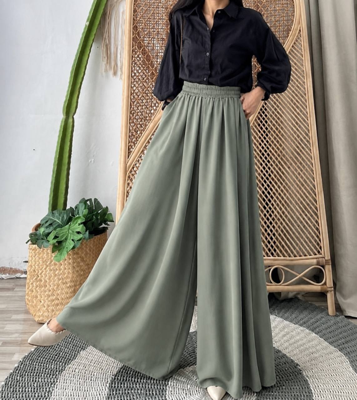 New Laviva نساء ملابس