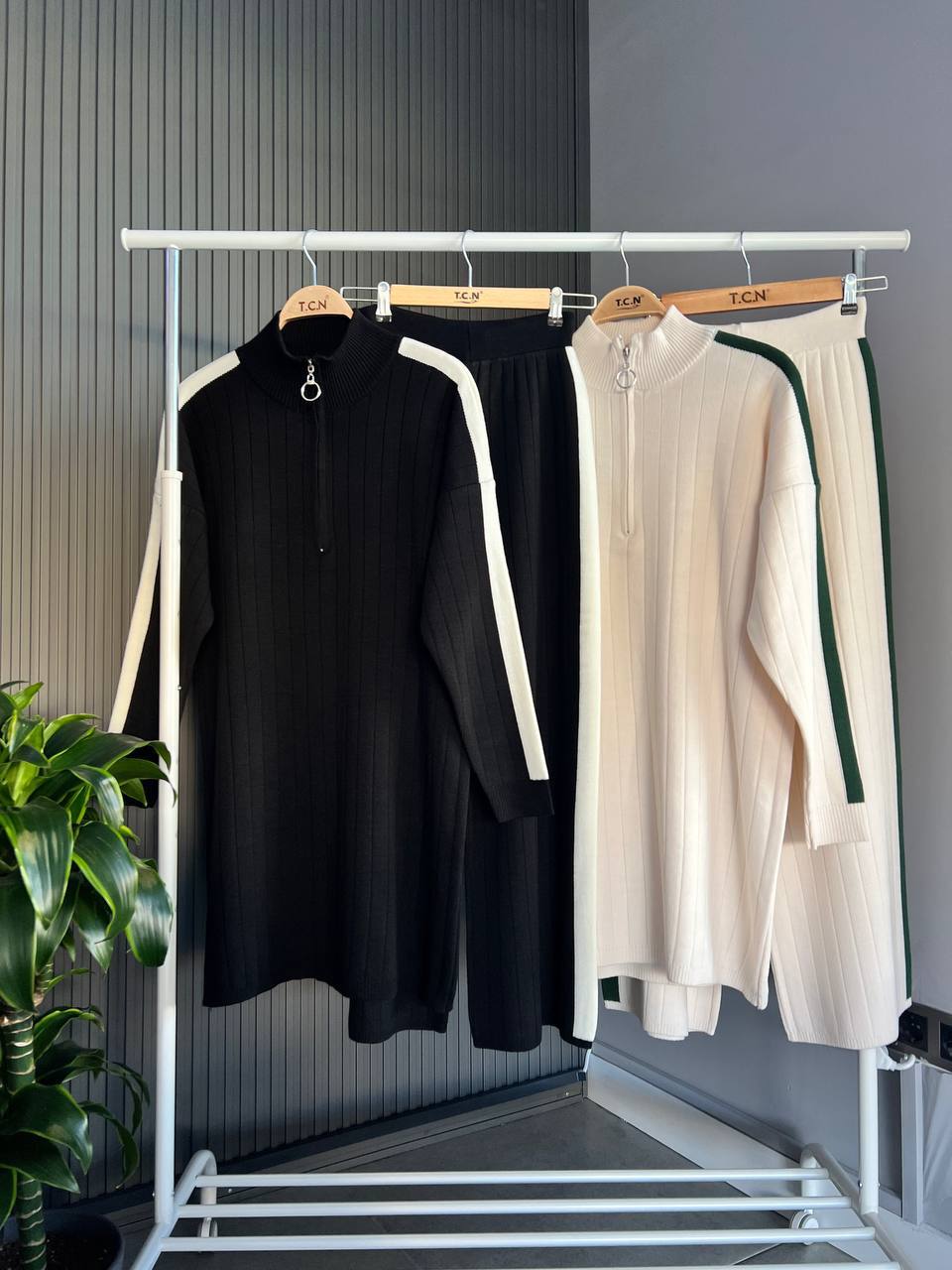 TCN Women Clothing - MTVR-B9676D96