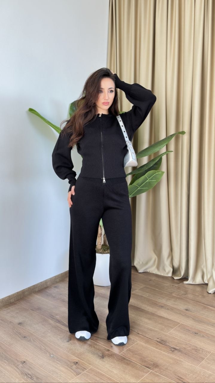 Lustrin Women Clothing