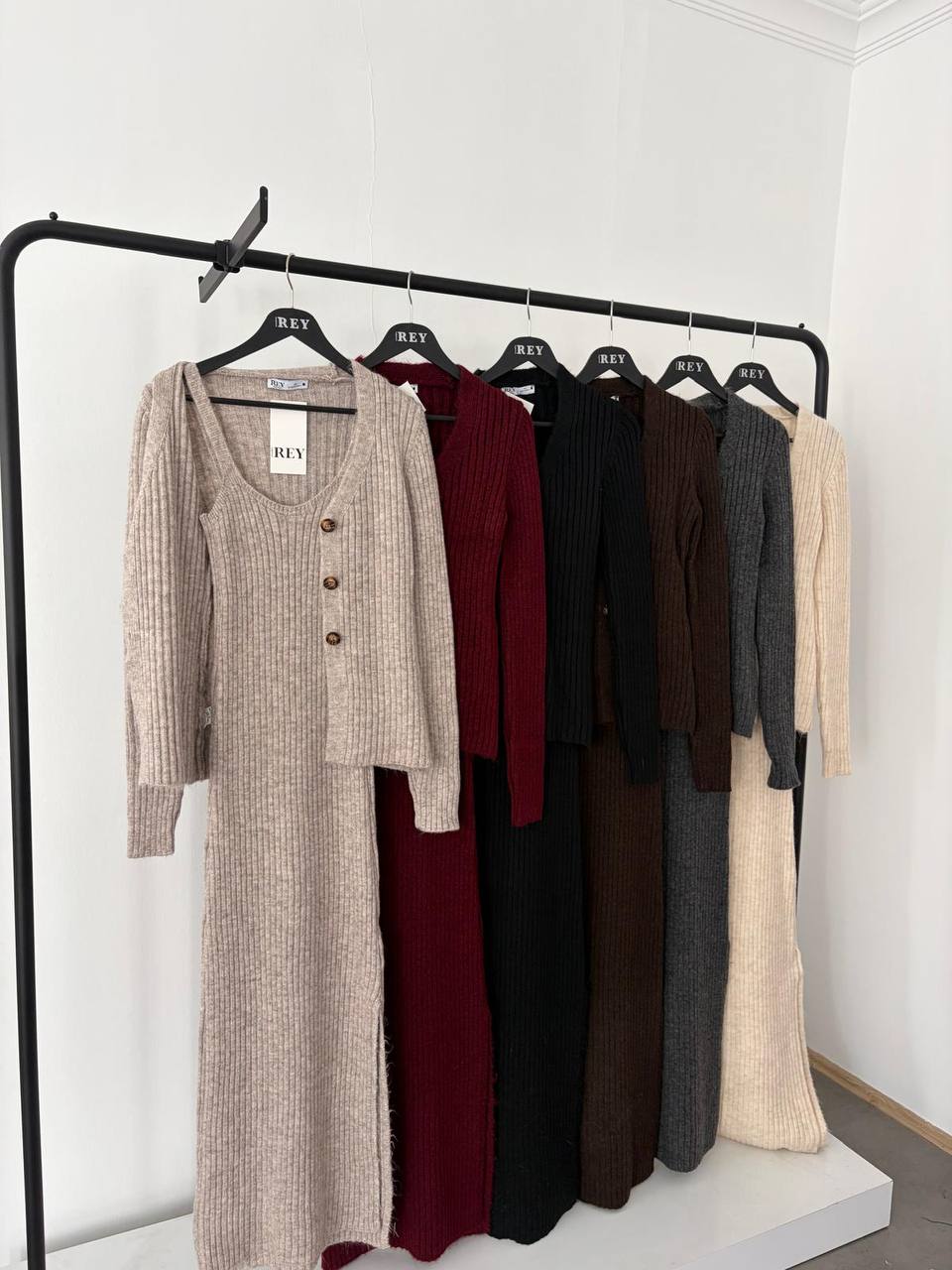 Rey Women Clothing