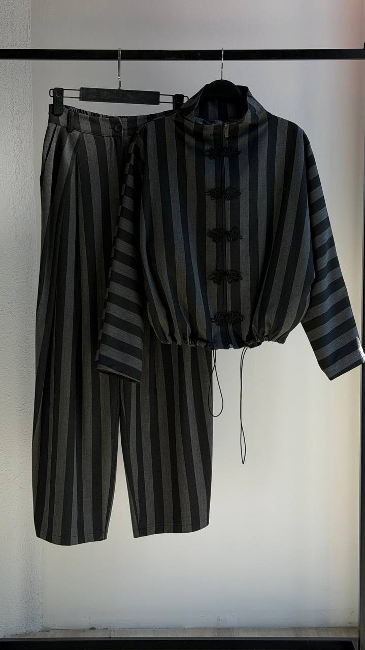 Cream & Rouge Women Clothing