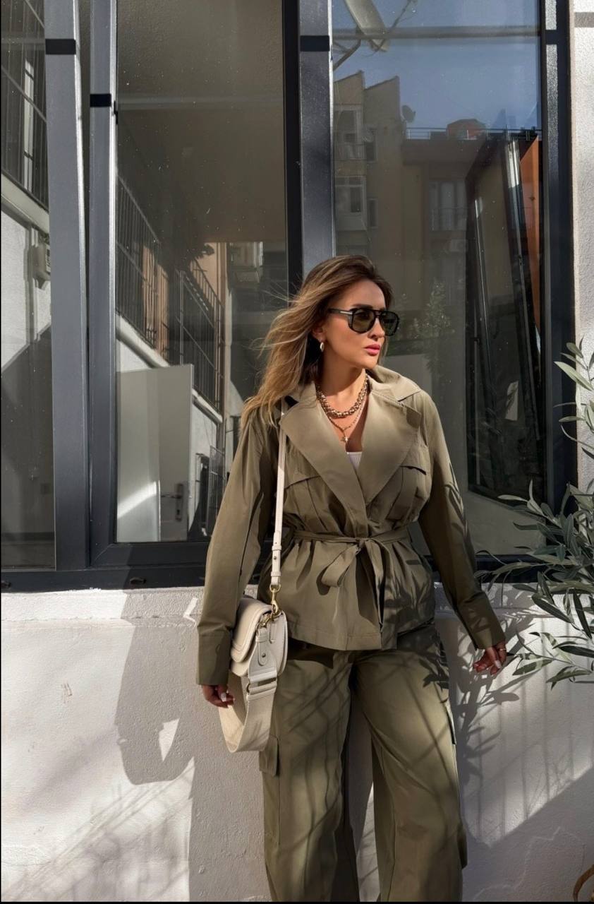 Cream & Rouge Women Clothing