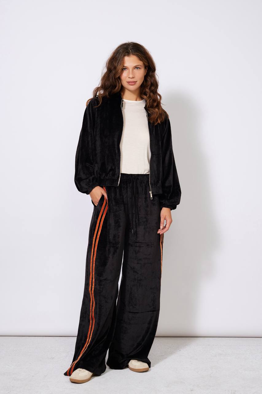 Nisan Women Clothing