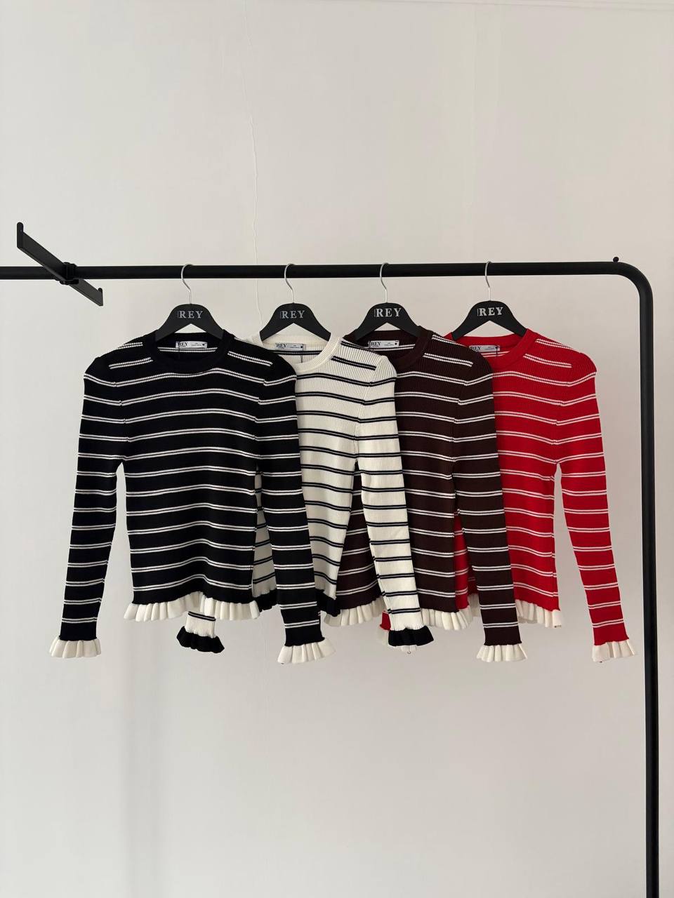 Rey Women Clothing