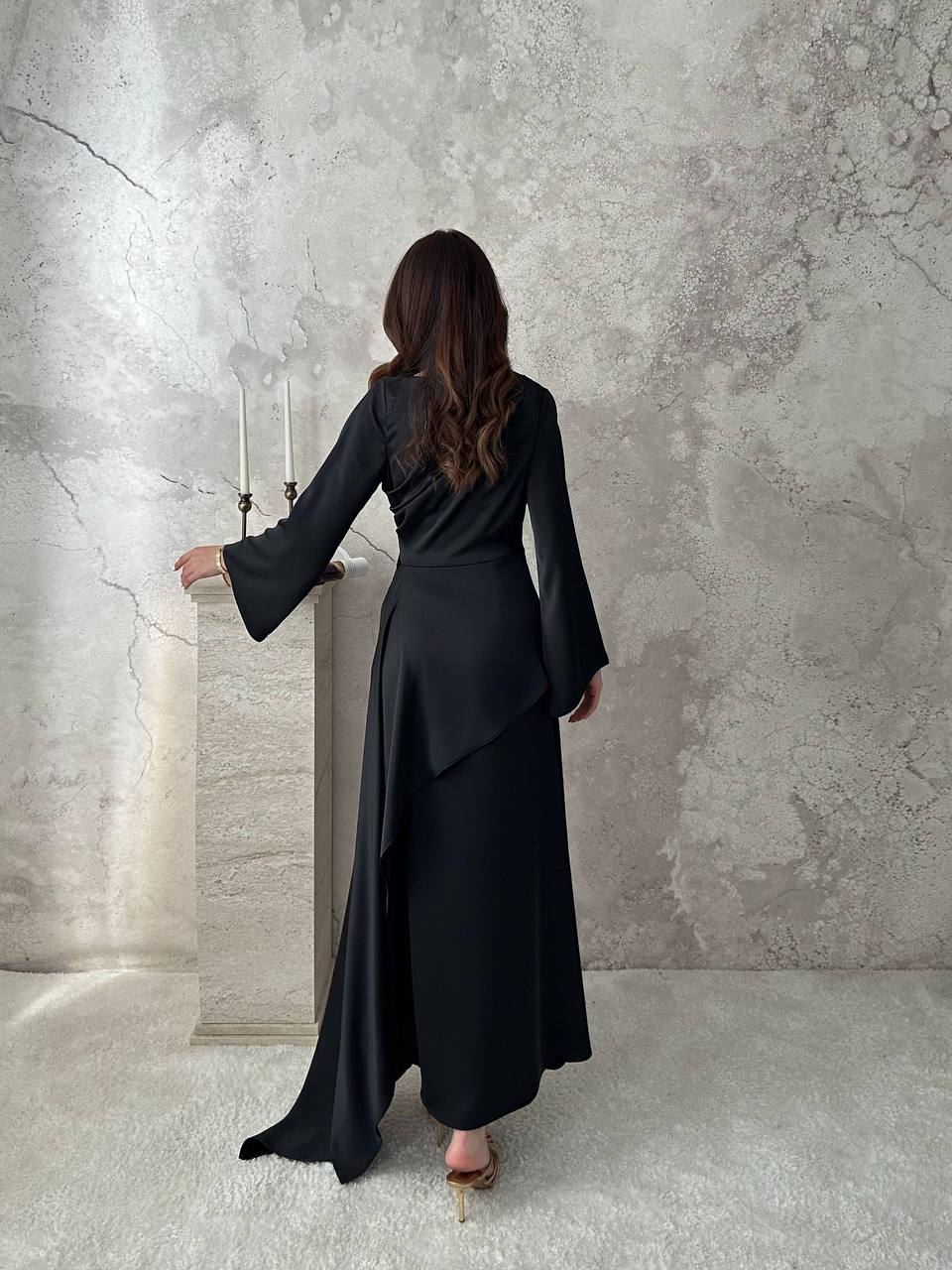 Elisa نساء ملابس