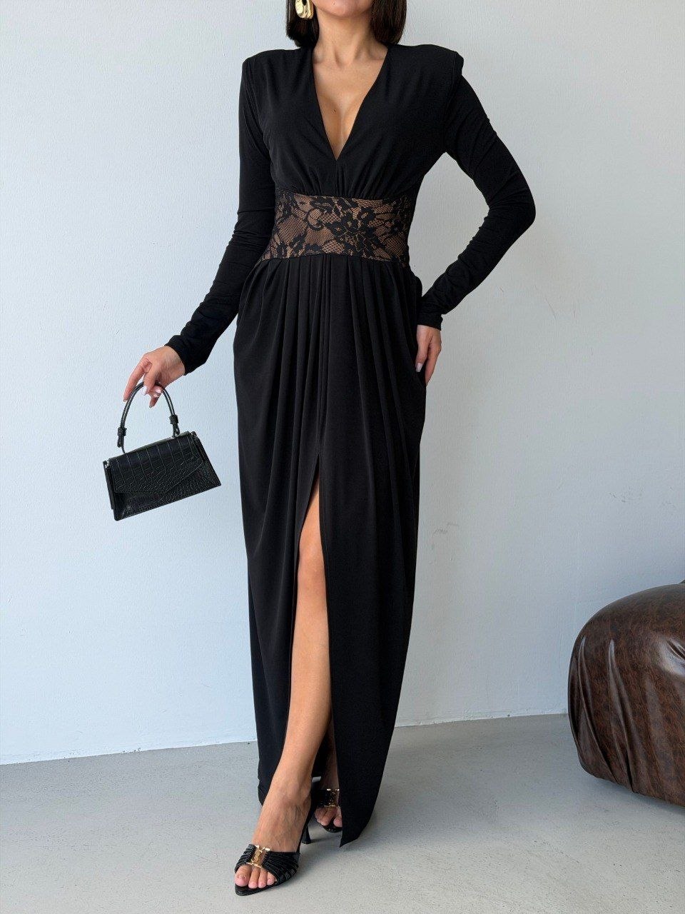 Kinzi Femme Vêtements