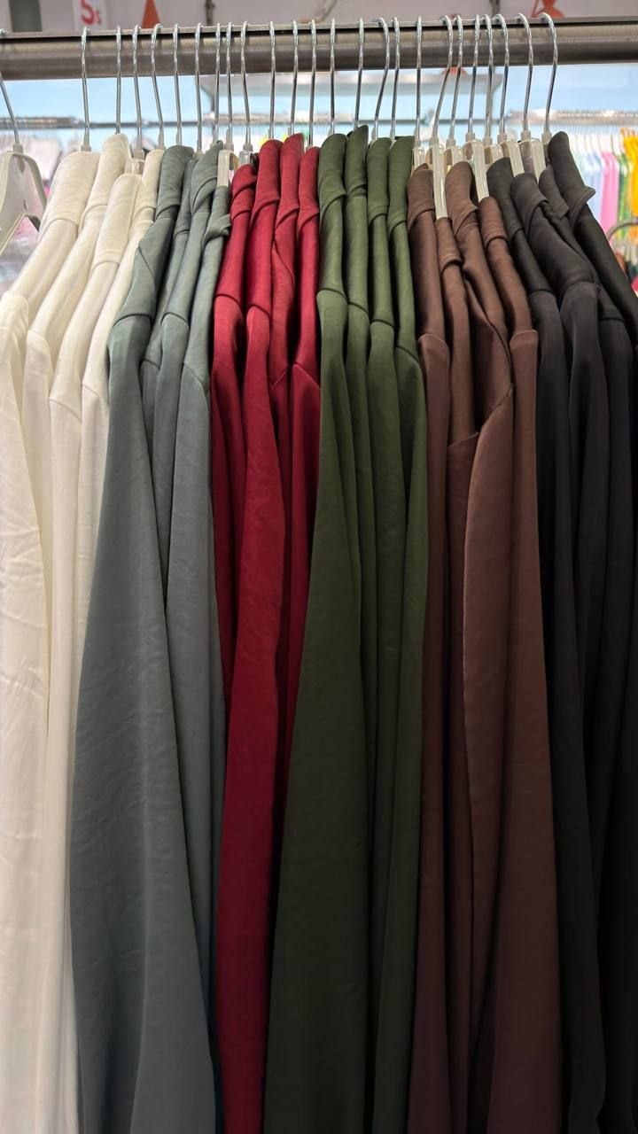Kinzi Femme Vêtements