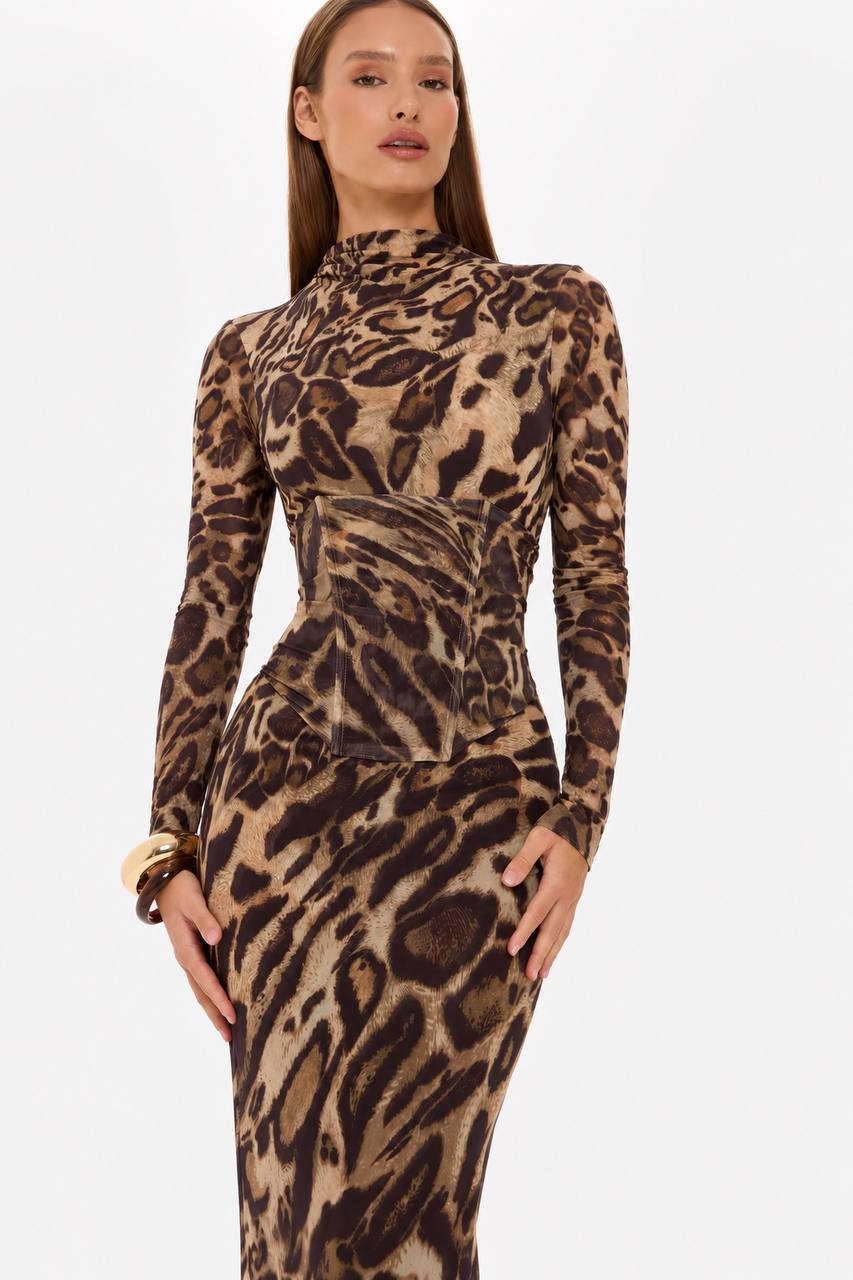 Last Point Women Clothing