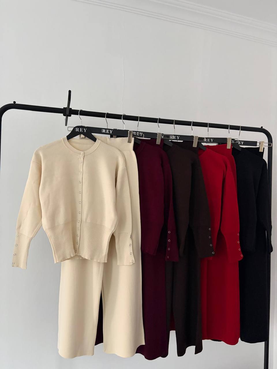 Rey Women Clothing