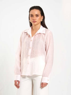 Camicia con Texture Stropicciata e Dettagli Bottoni Oro