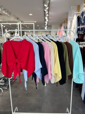 Levure Women Clothing - MTVR-A2D104BE