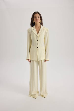 Mai Women Clothing - MTVR-B8E4D41F
