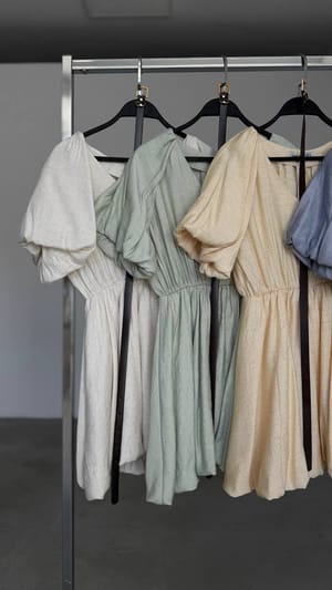 Cream & Rouge Women Clothing - MTVR-D68EE8BF