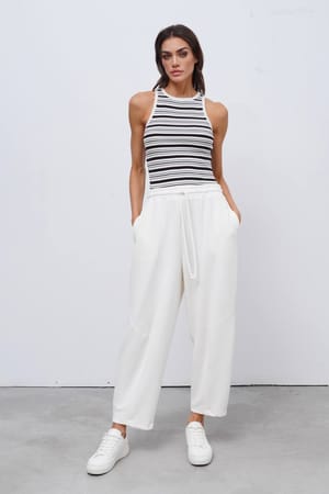 Cream & Rouge Women Clothing - MTVR-A0E0591C