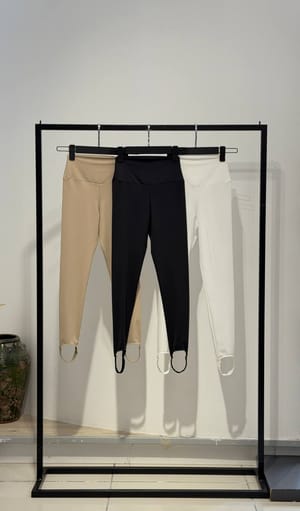 Cream & Rouge Women Clothing - MTVR-695765FB
