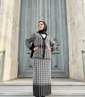 TCN Women Clothing - MTVR-2F3E95DC