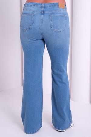 Lacarino Women Clothing - MTVR-2AC7DF0A