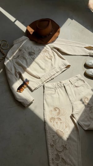 Cream & Rouge Femme Vêtements - MTVR-9C9C1381
