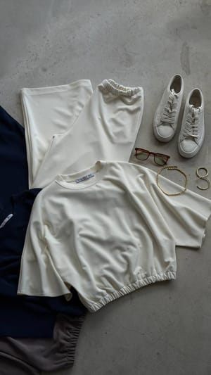 Cream & Rouge Femme Vêtements - MTVR-0F645E01