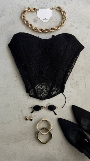 Cream & Rouge Femme Vêtements - MTVR-3A51CBA5