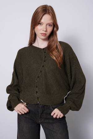 Nisan Women Clothing - MTVR-644F1AB8