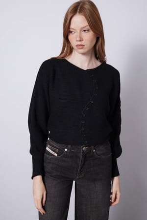 Nisan Women Clothing - MTVR-644F1AB8