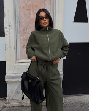 Sobe Donna Abbigliamento - MTVR-76233824