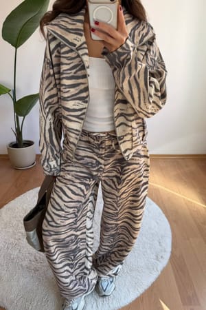 Kinzi Women Clothing - MTVR-55A06520