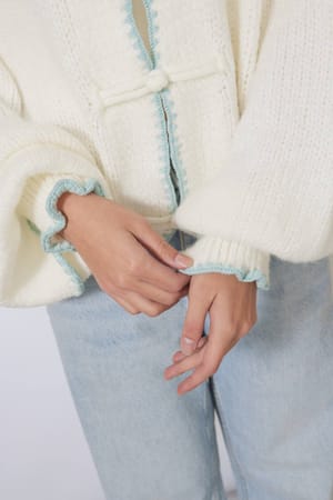 Nisan Femme Vêtements - MTVR-B3D6F7C8
